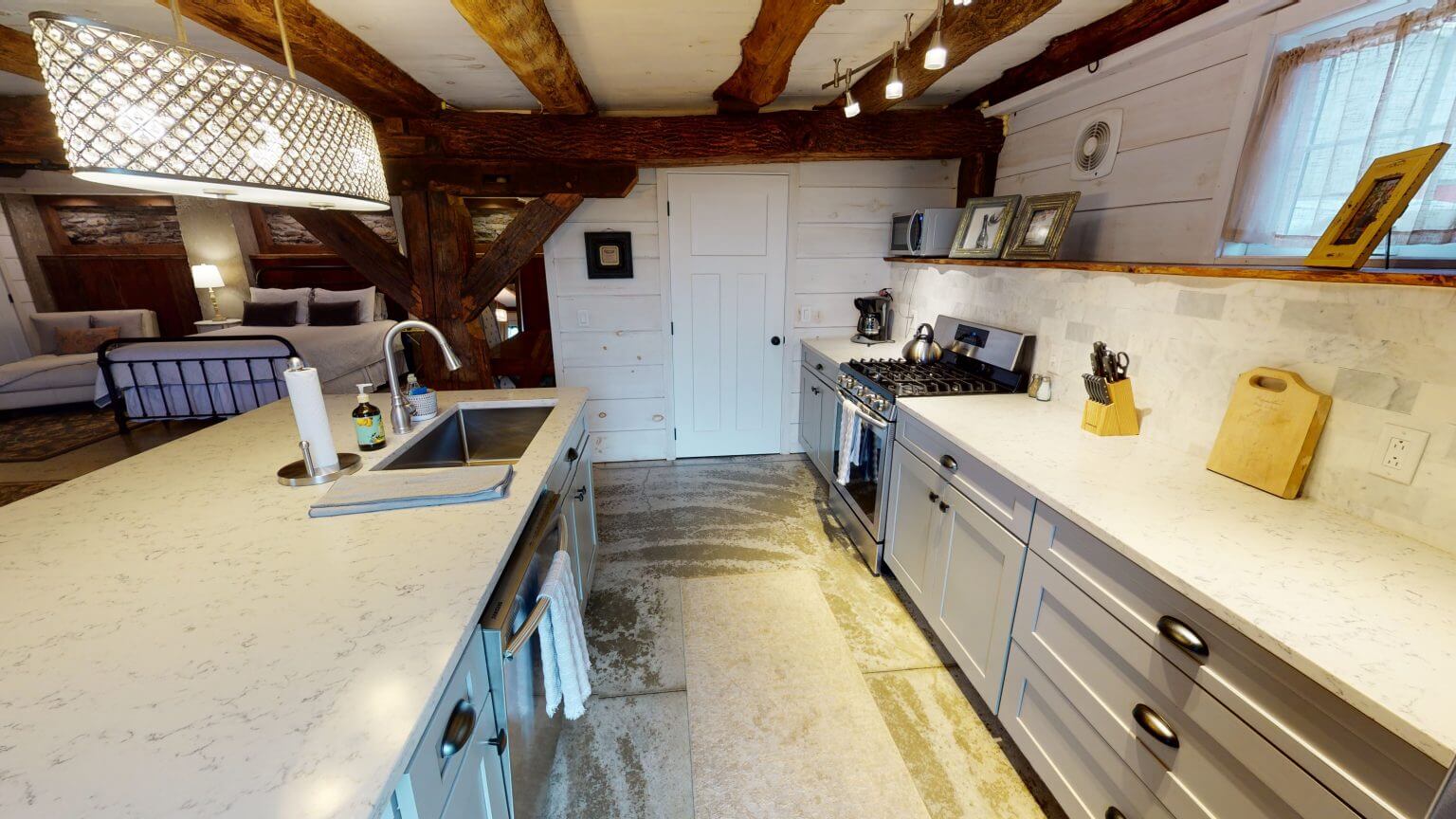 Vineyard Guest Barn 22