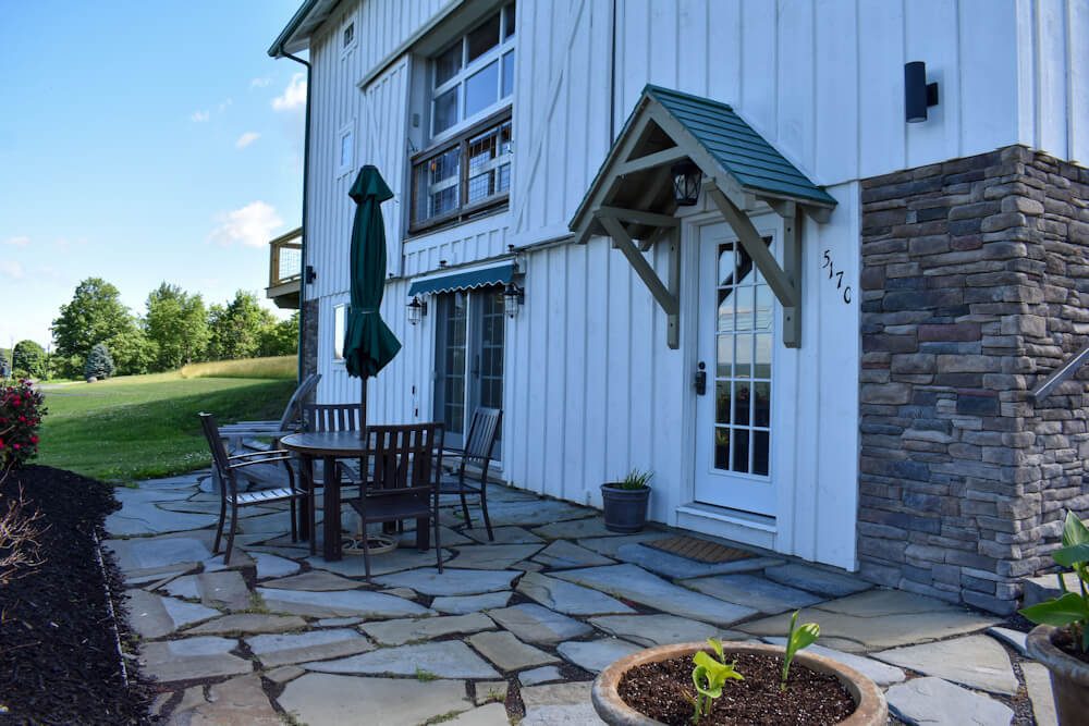 Vineyard Guest Barn 24